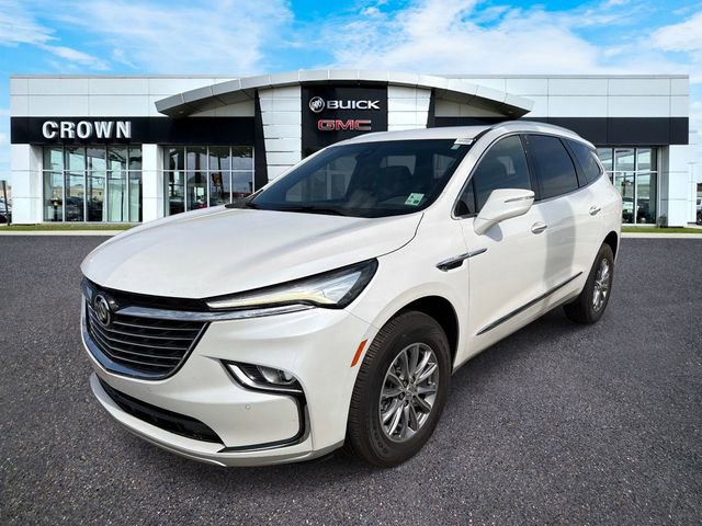 Used 2023 Buick Enclave Essence