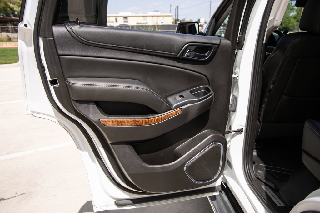 Used 2017 Chevrolet Tahoe Premier RWD image 32