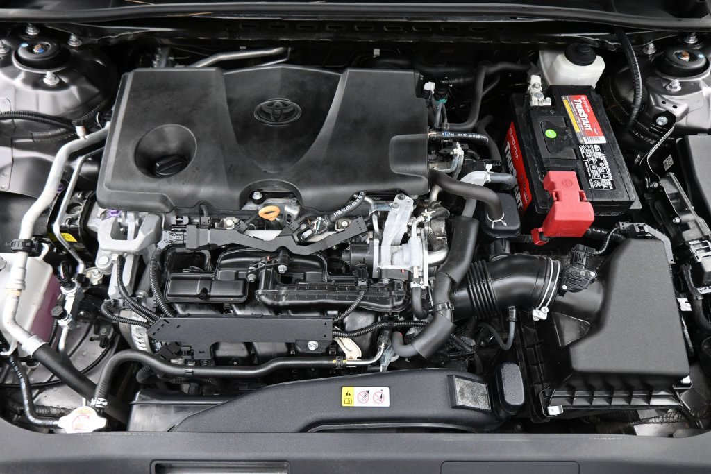 Used 2018 Toyota Camry XSE FWD image 16