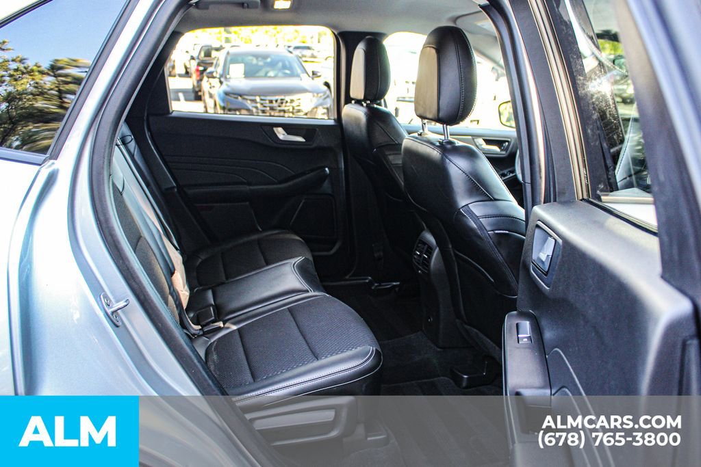 Used 2023 Ford Escape SE image 19