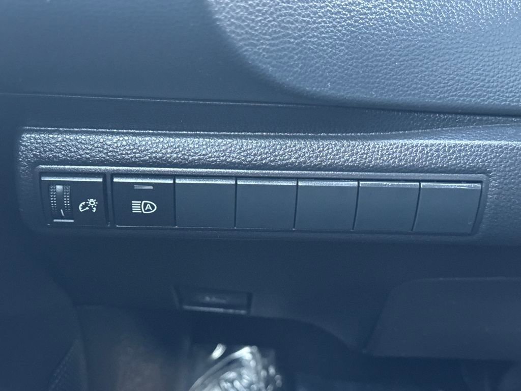Used 2024 Toyota Corolla SE image 33