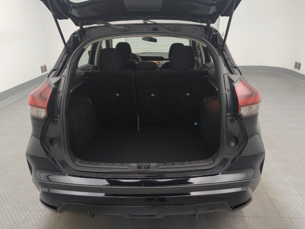 Used 2022 Nissan Kicks S FWD image 29