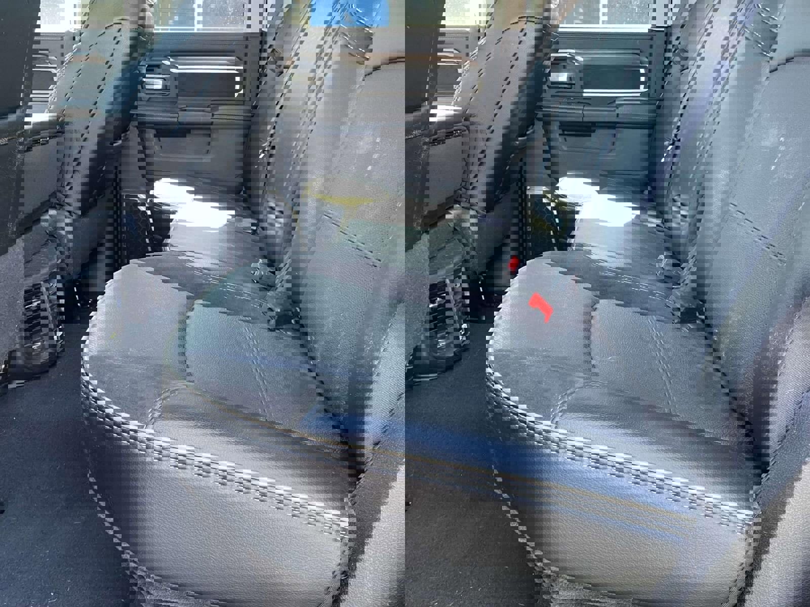 Used 2024 RAM 2500 Laramie w/ Safety Group image 8