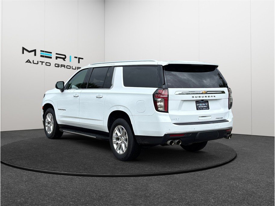 Used 2021 Chevrolet Suburban Premier RWD image 7