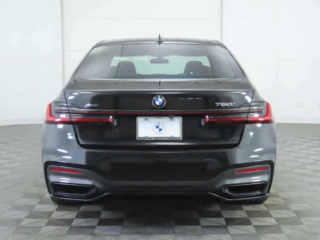 Used 2022 BMW 750i xDrive w/ Executive Package image 6