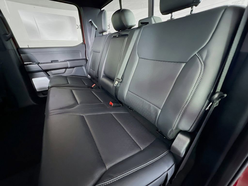 New 2025 Ford F150 Lariat w/ Equipment Group 502A High image 28