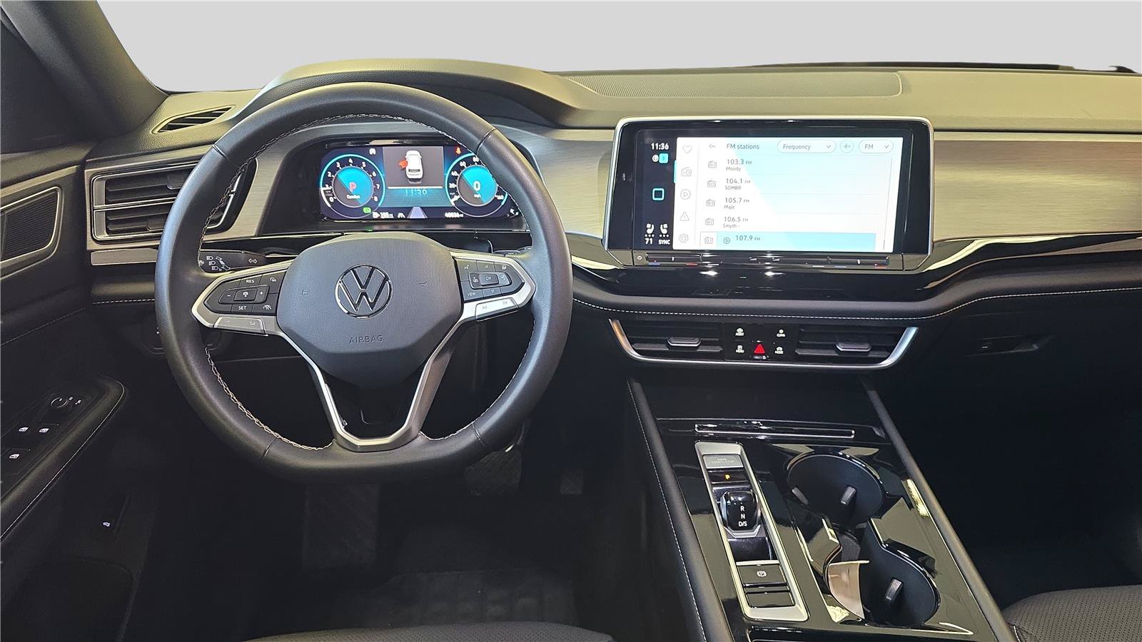 Used 2024 Volkswagen Atlas Cross Sport SE AWD/4WD image 9