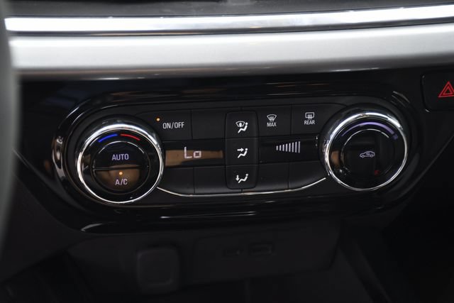 Used 2024 Chevrolet Trax LT FWD image 13