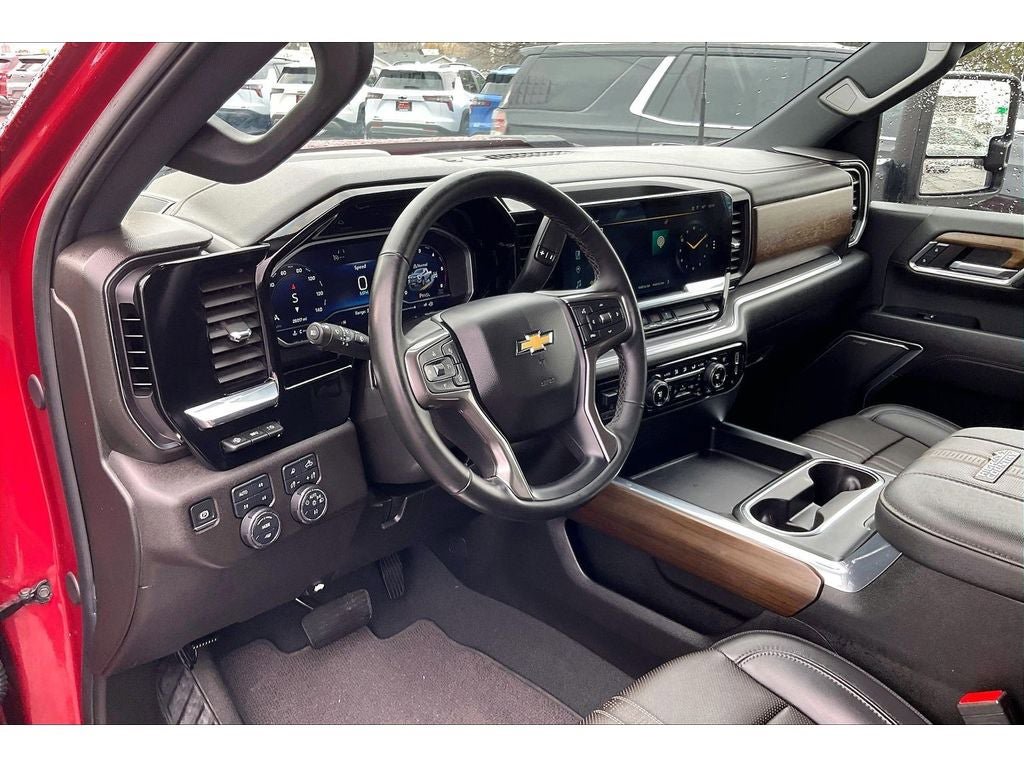 Used 2024 Chevrolet Silverado 2500 High Country w/ High Country Premium Package AWD/4WD image 16
