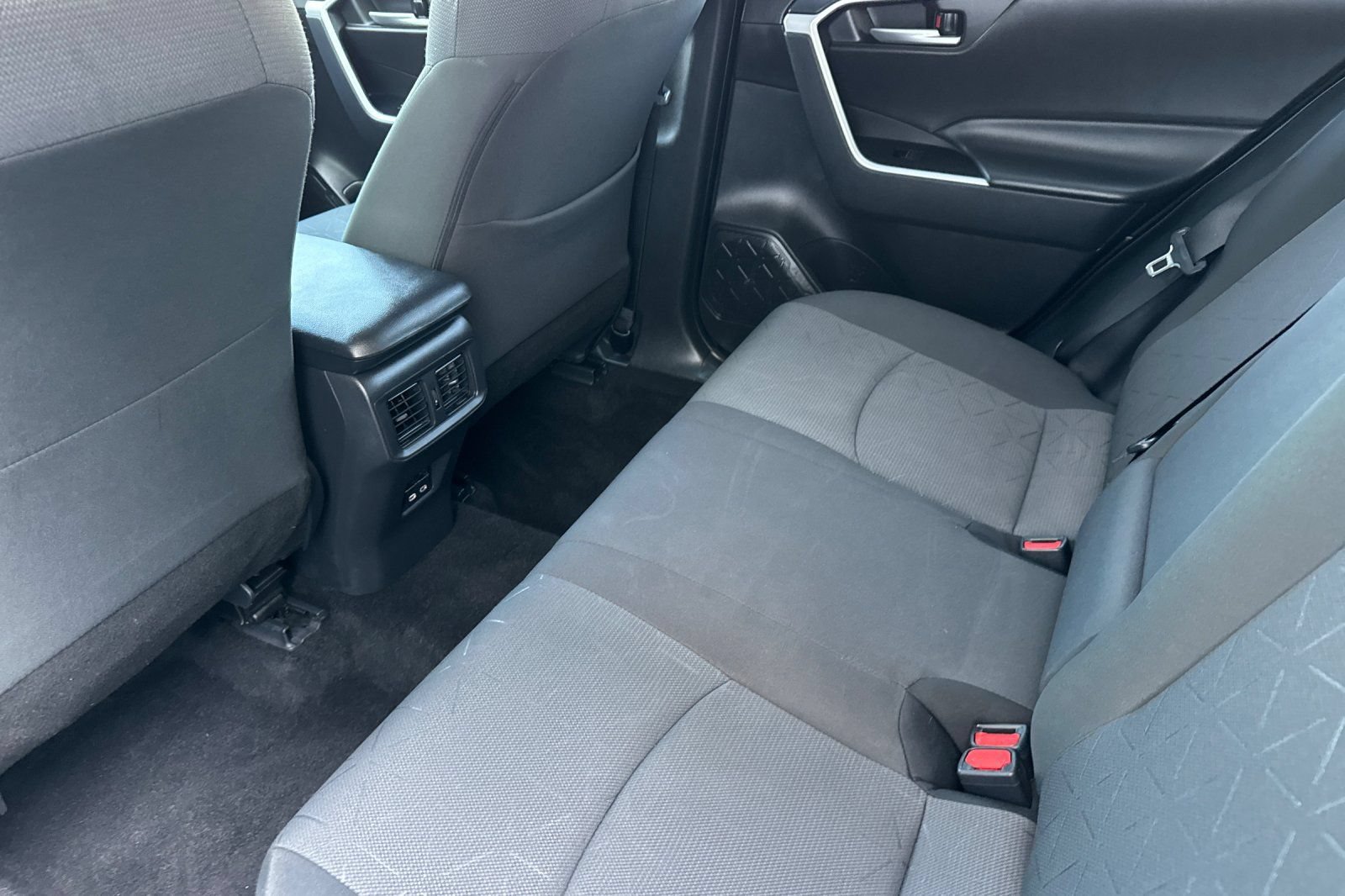 Certified 2025 Toyota RAV4 XLE FWD image 12