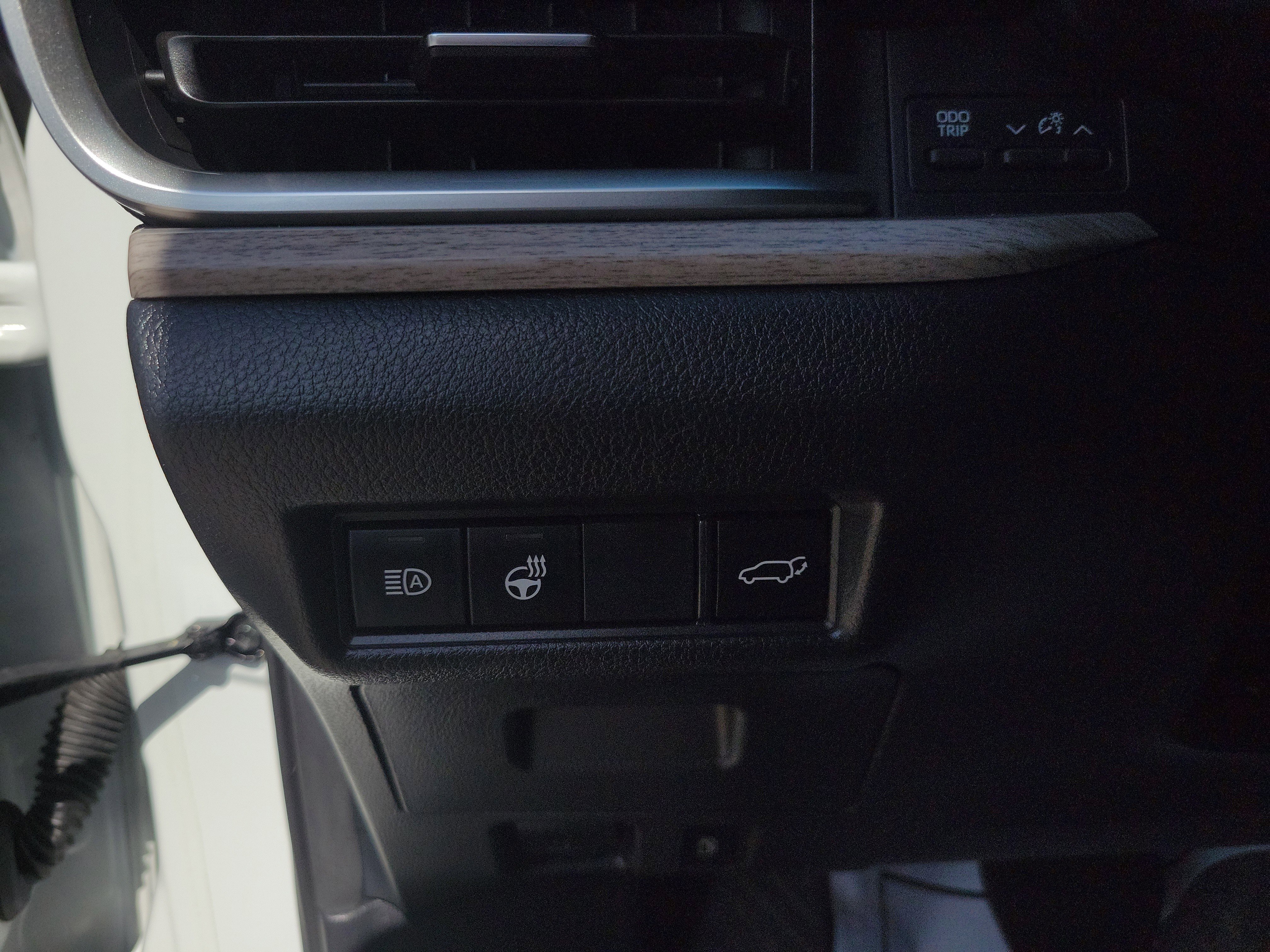 Used 2024 Toyota Grand Highlander Limited image 29