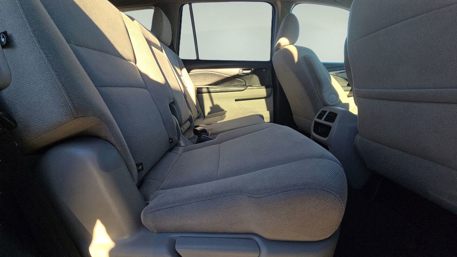 Used 2019 Honda Pilot LX image 14