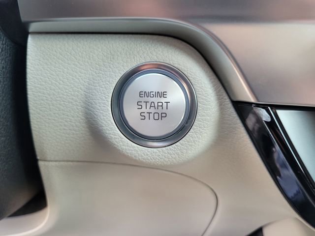 Used 2025 Kia Telluride S FWD image 30