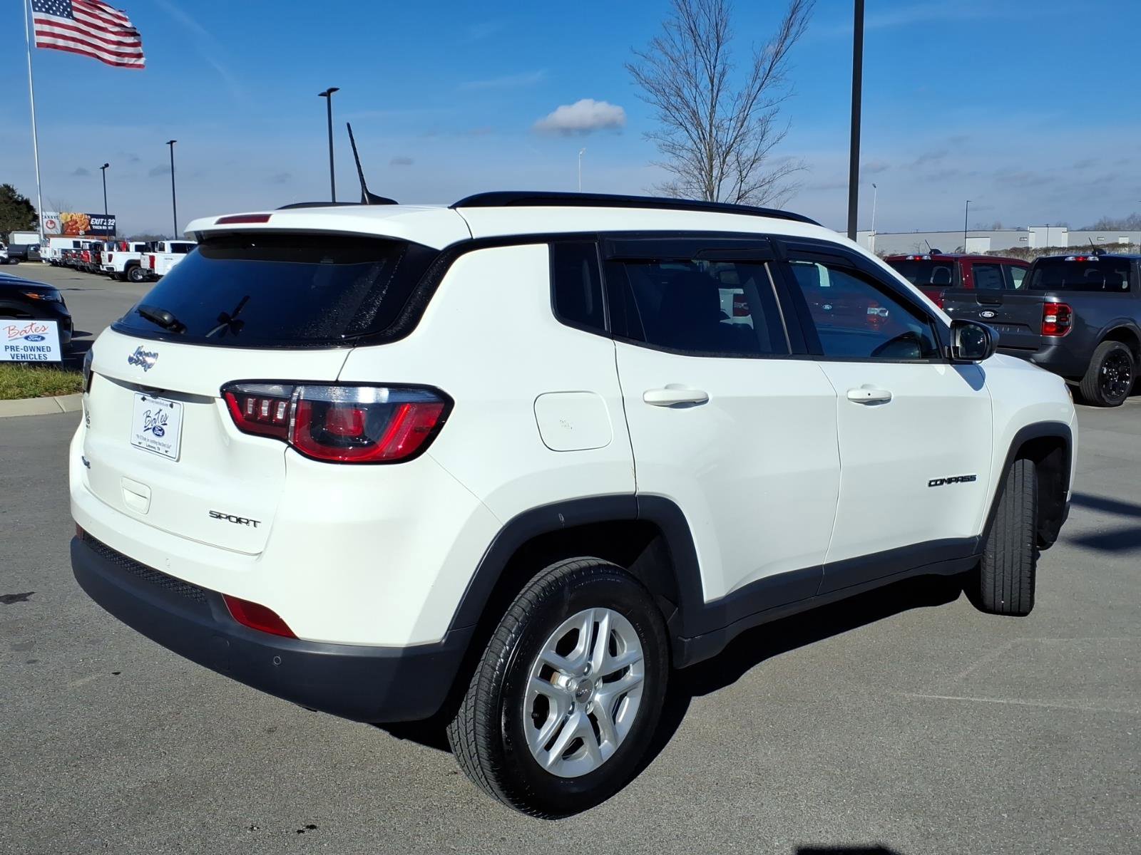 Used 2018 Jeep Compass Sport w/ Tech Group image 3