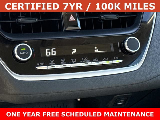 Used 2025 Toyota Corolla LE FWD image 21