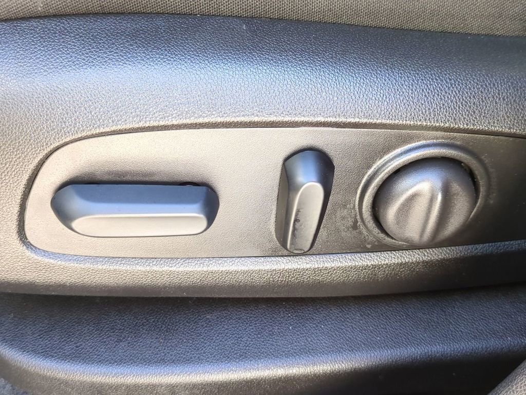 Used 2024 Chevrolet Equinox LT image 20