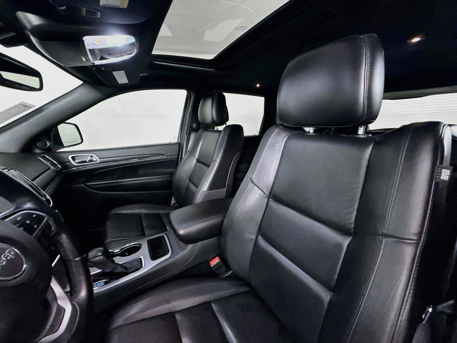Used 2021 Jeep Grand Cherokee Limited RWD image 4