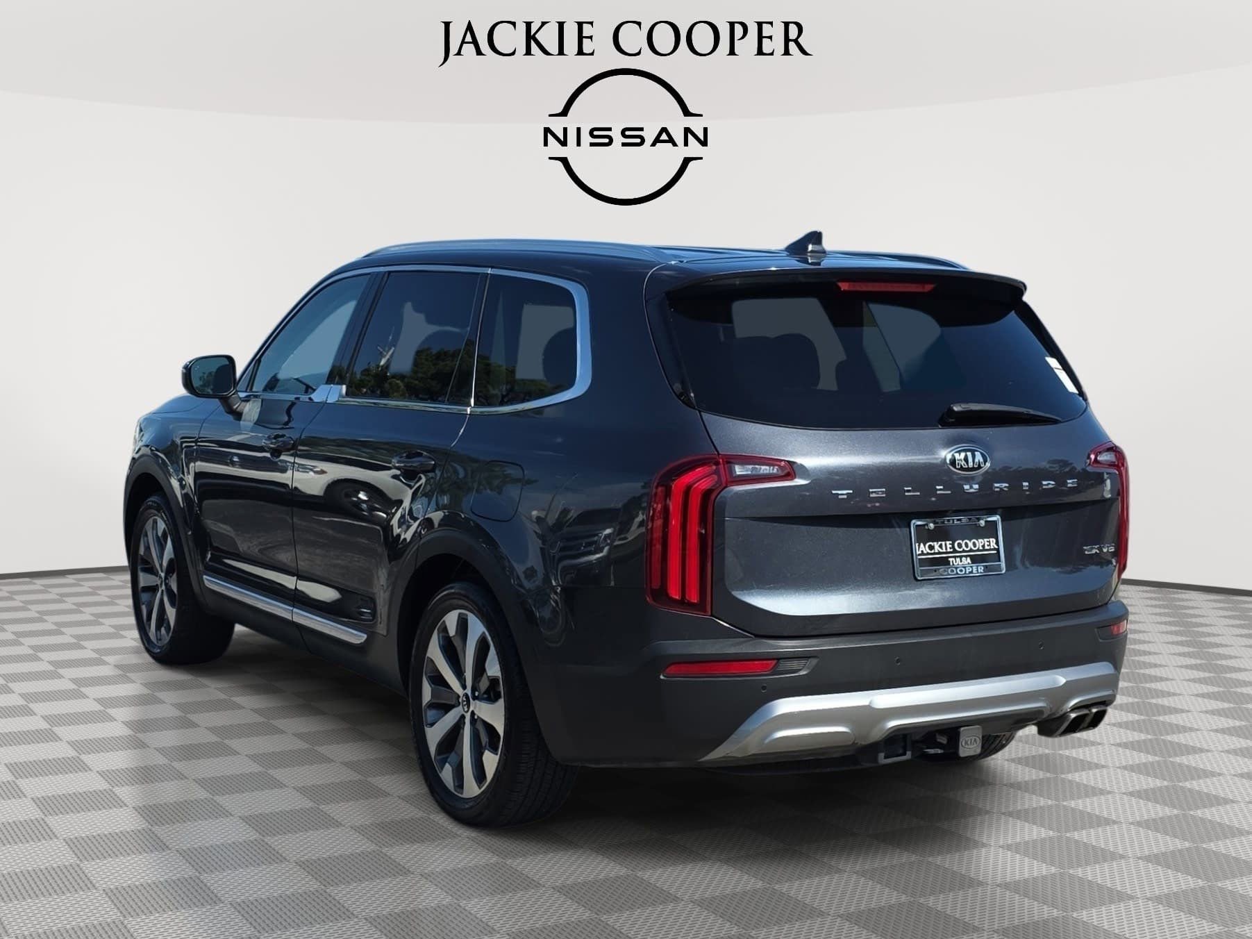 Used 2020 Kia Telluride EX w/ EX Premium Package FWD image 7