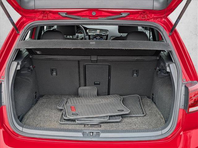 Used 2018 Volkswagen GTI SE image 6