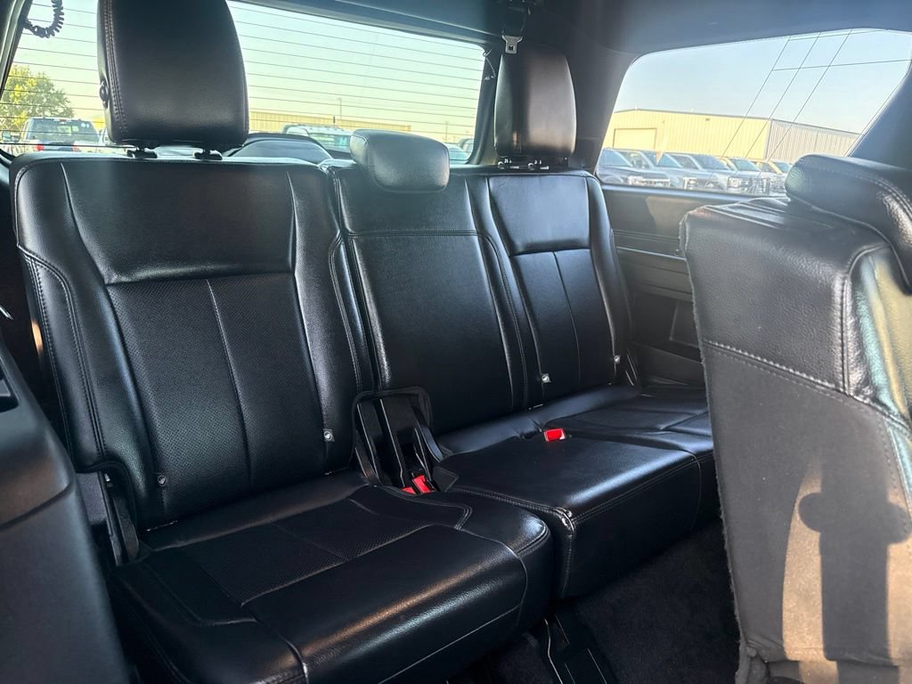 Used 2019 Ford Expedition XLT w/ Equipment Group 202A RWD image 38