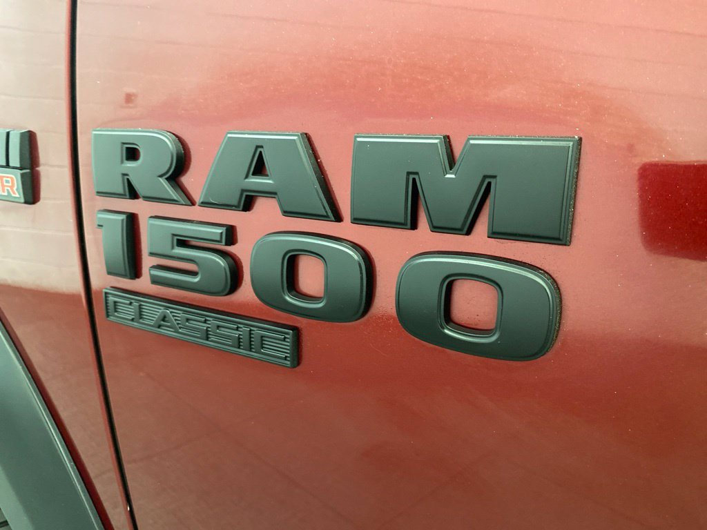 Used 2020 RAM 1500 Classic SLT AWD/4WD image 11