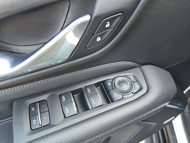 Used 2021 GMC Yukon Denali w/ Max Trailering Package image 14