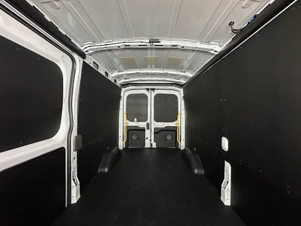 New 2026 Ford Transit 350 148 Medium Roof AWD w/ Load Area Protection Package image 23