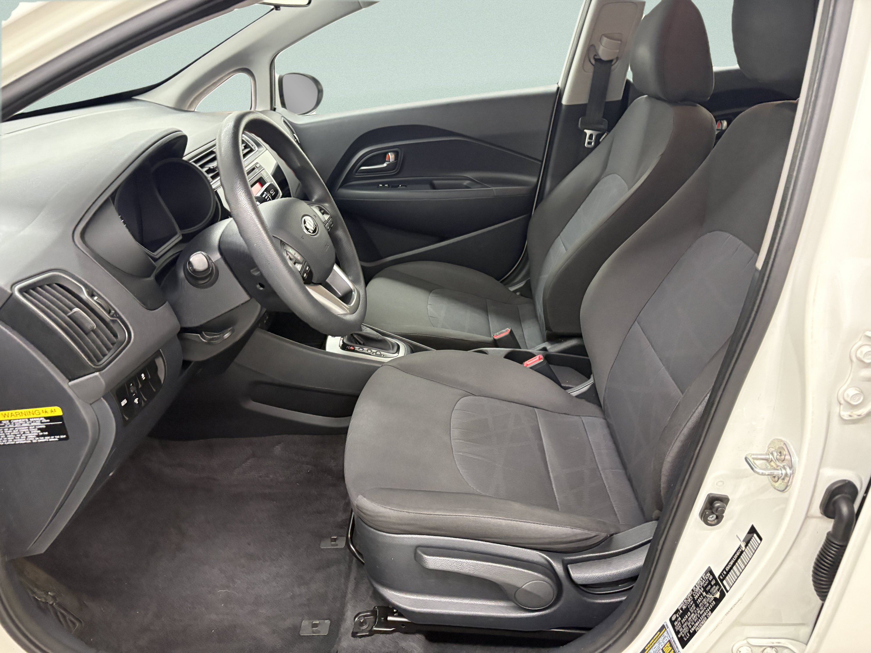 Used 2017 Kia Rio LX w/ Power Package FWD image 11