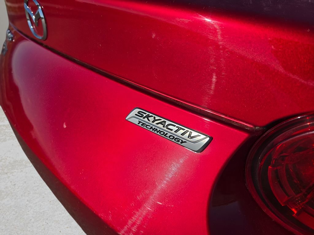 Used 2016 MAZDA MX-5 Miata Grand Touring image 10