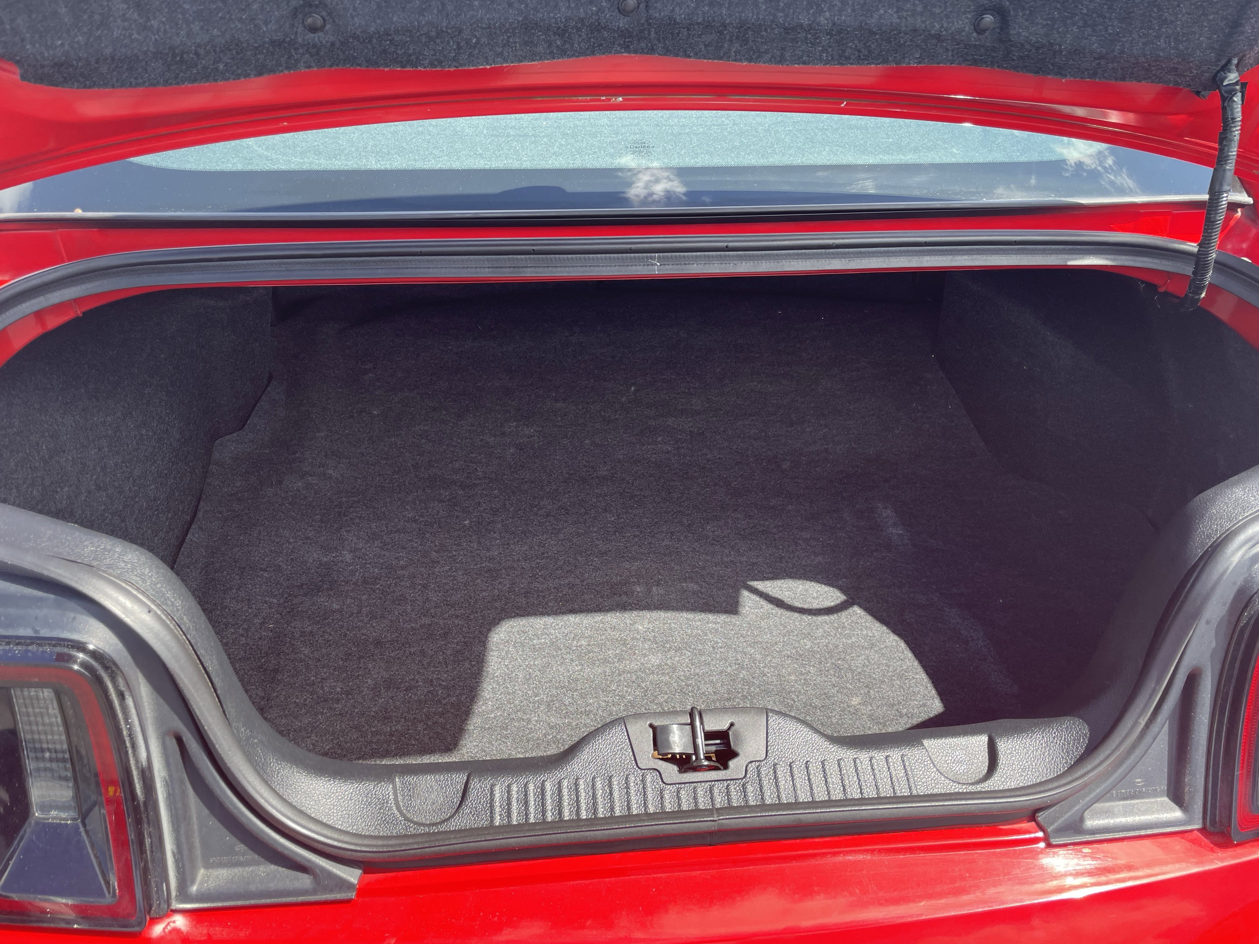 Used 2013 Ford Mustang Premium RWD image 9