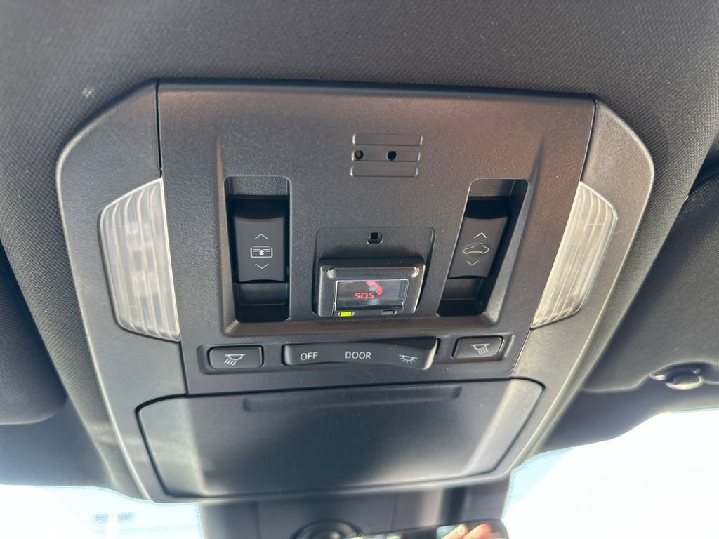 Used 2021 Toyota Highlander Platinum AWD/4WD image 33