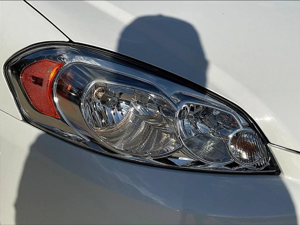 Used 2012 Chevrolet Impala LS FWD image 28