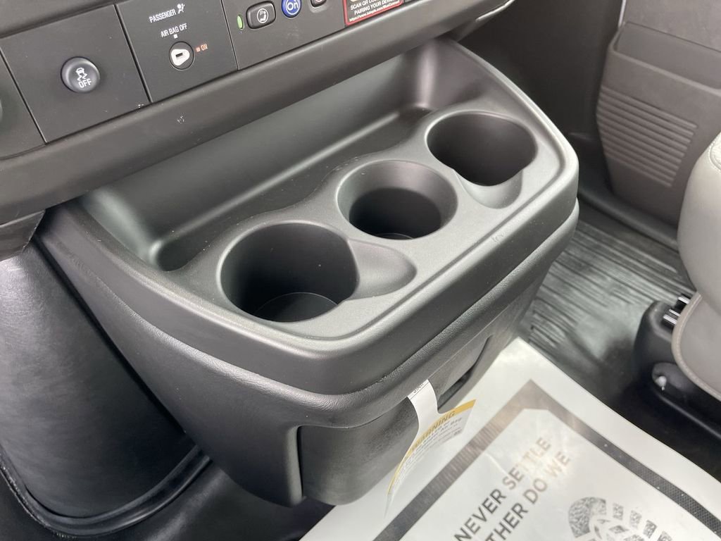 New 2025 Chevrolet Express 2500 w/ Driver Convenience Package image 15
