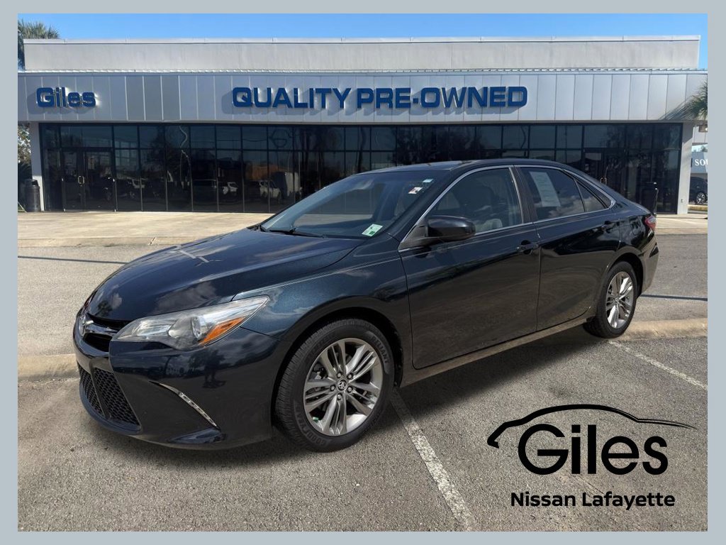 Used 2016 Toyota Camry SE