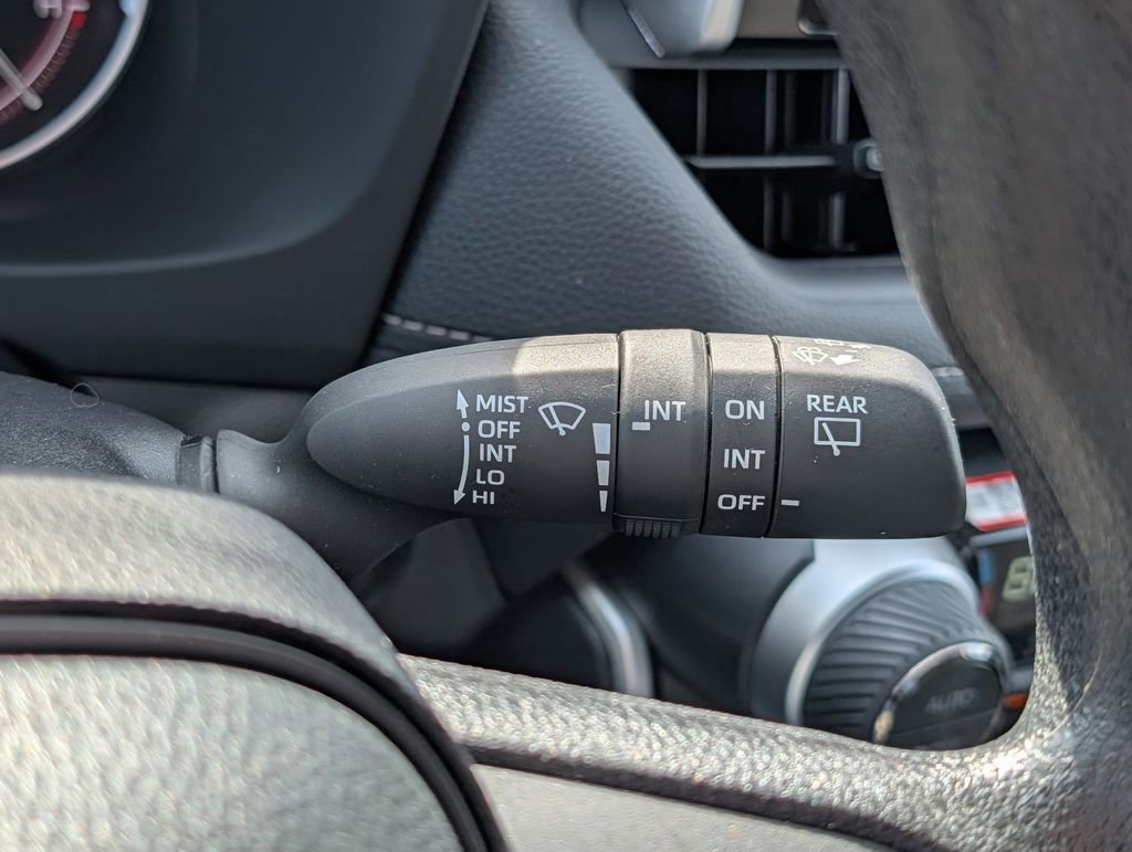 Used 2025 Toyota RAV4 XLE w/ Convenience Package image 41