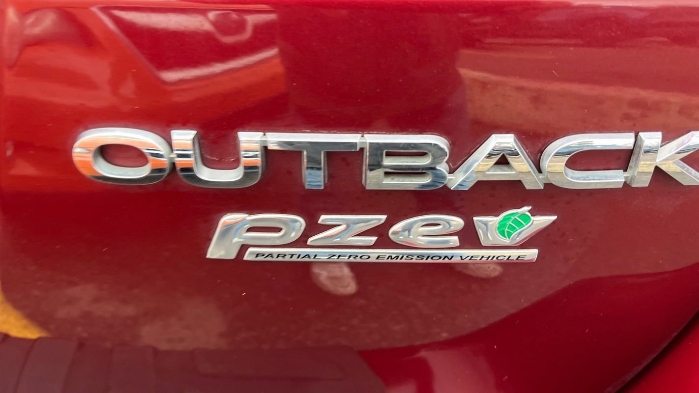 Used 2016 Subaru Outback 2.5i Limited image 27