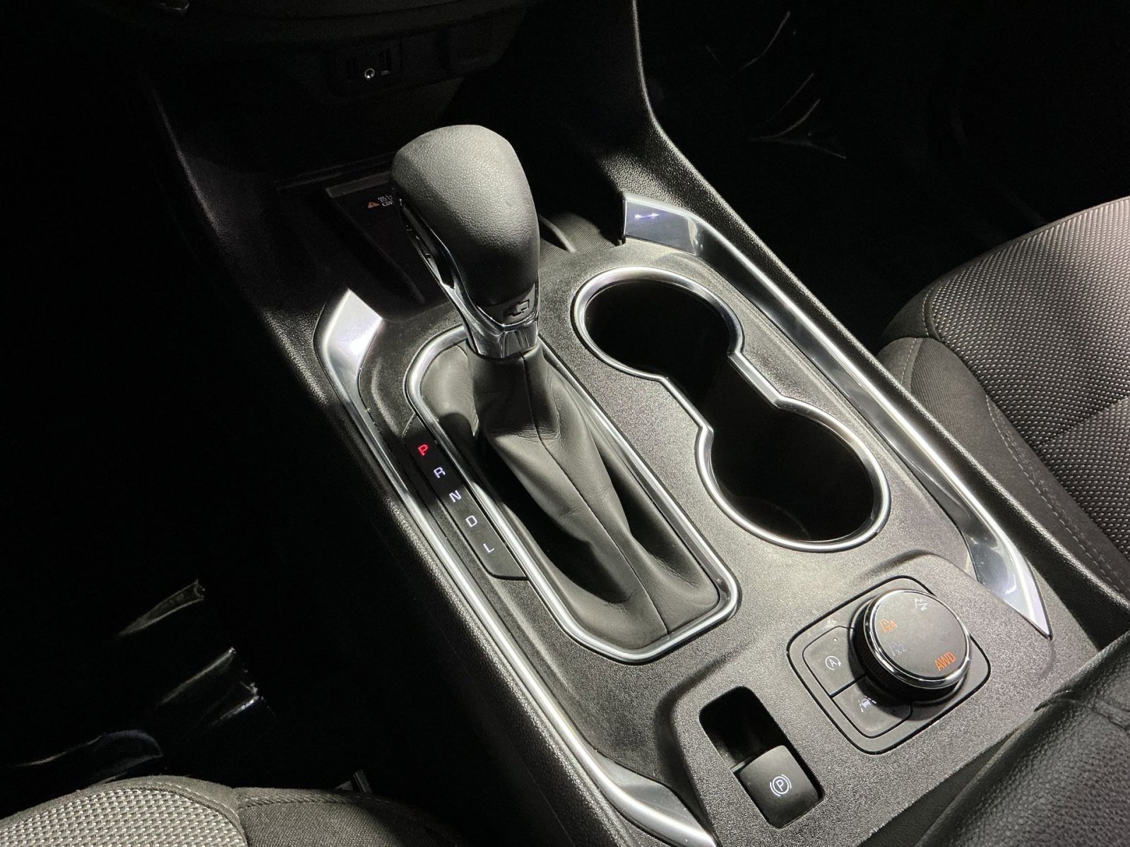 Used 2023 Chevrolet Traverse LT image 30