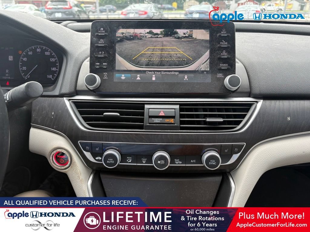Used 2018 Honda Accord Touring image 9