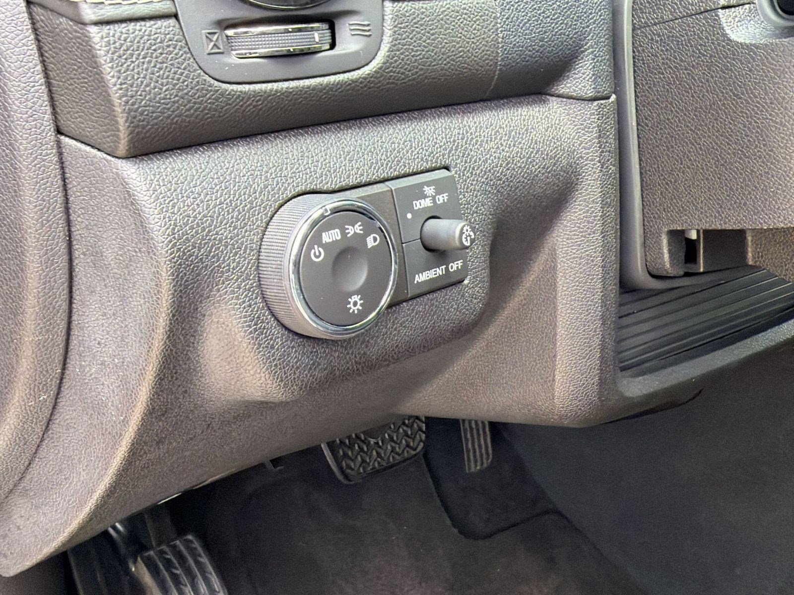 Used 2016 Buick Enclave Leather FWD image 17