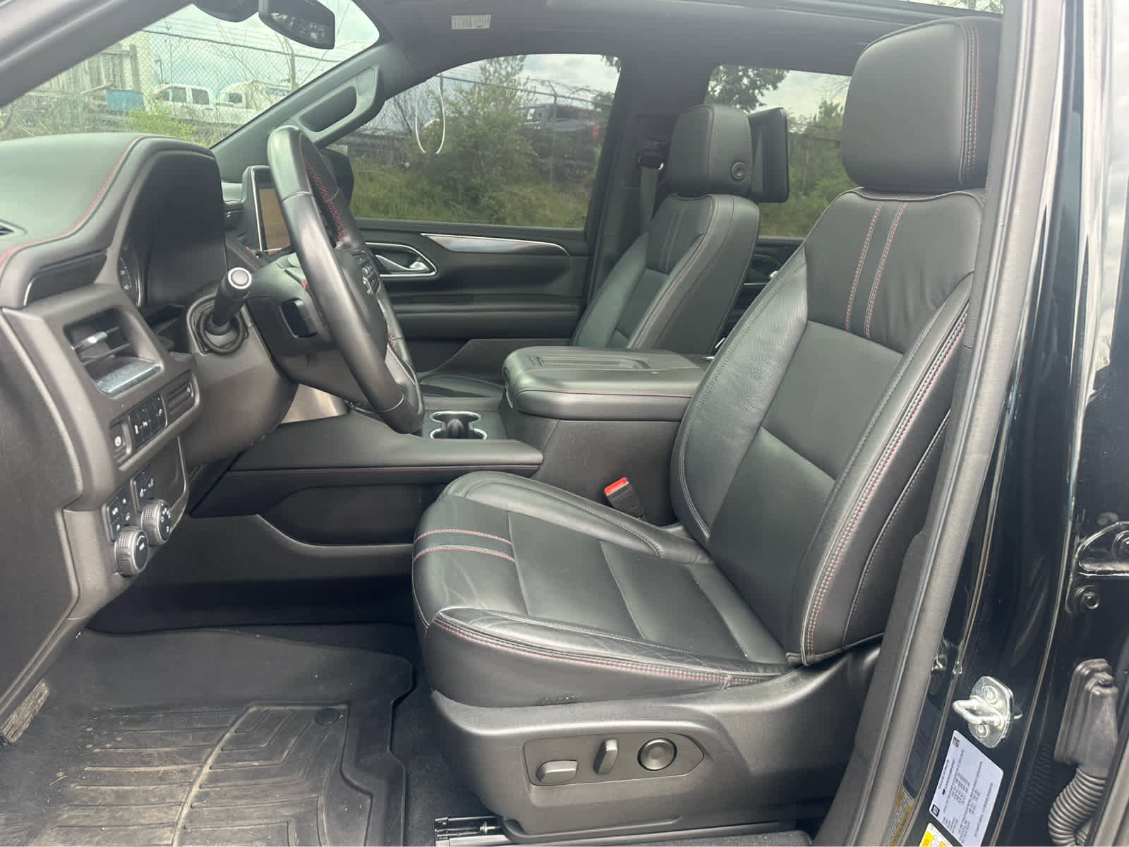 Used 2021 Chevrolet Tahoe RST w/ Rear Media and Nav Package AWD/4WD image 10