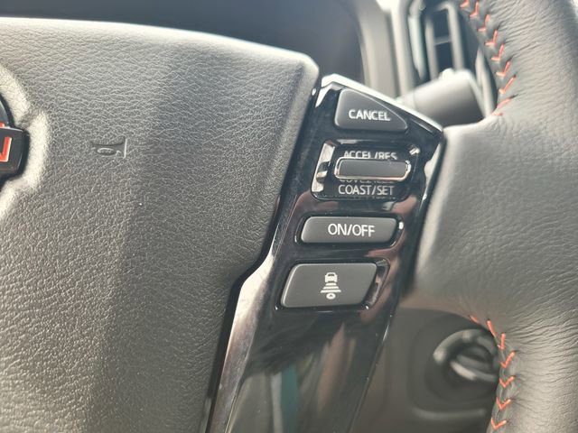 Certified 2025 Nissan Frontier PRO-4X w/ Interior Protection Package image 27