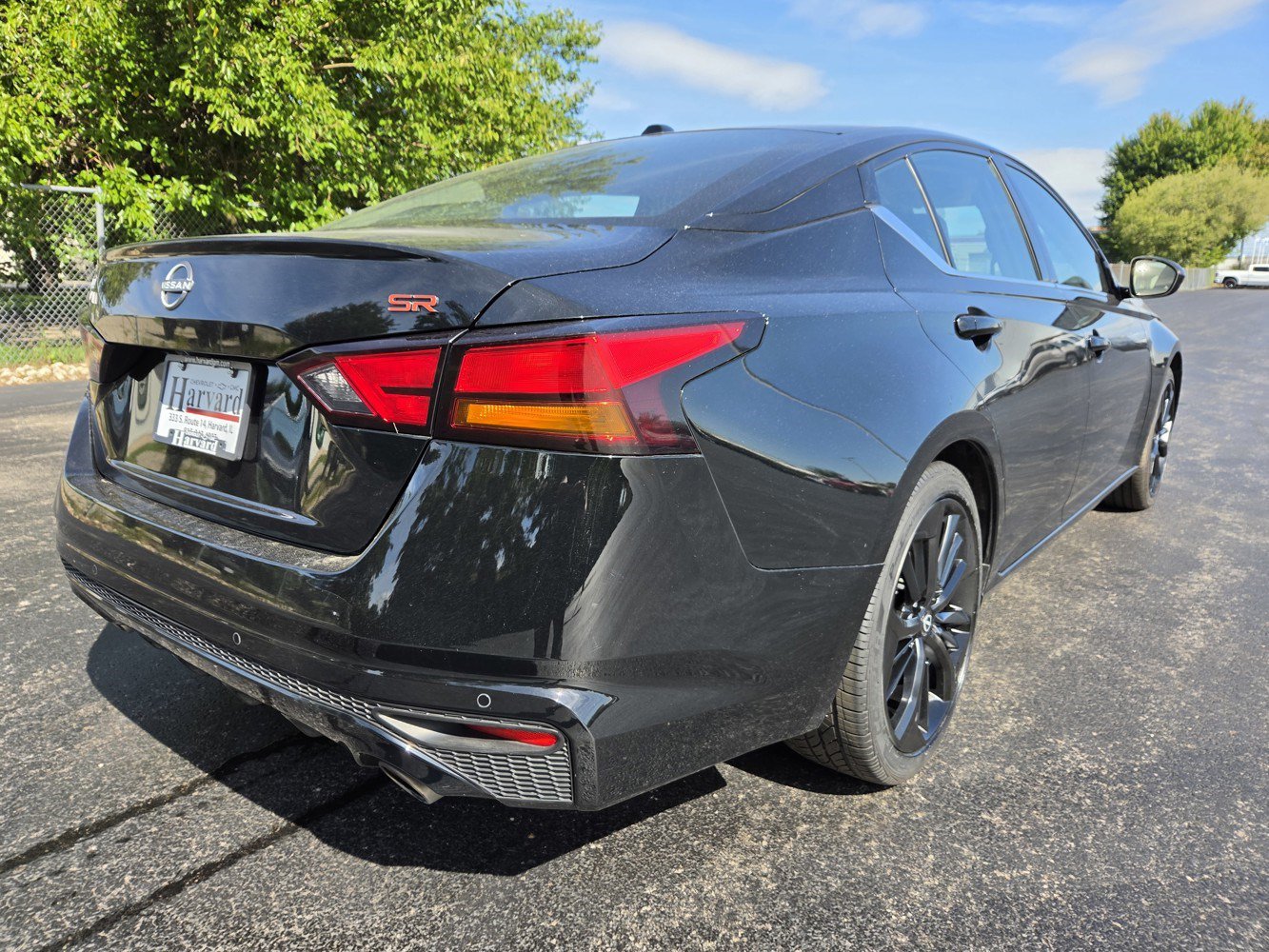 Used 2024 Nissan Altima 2.5 SR FWD image 38