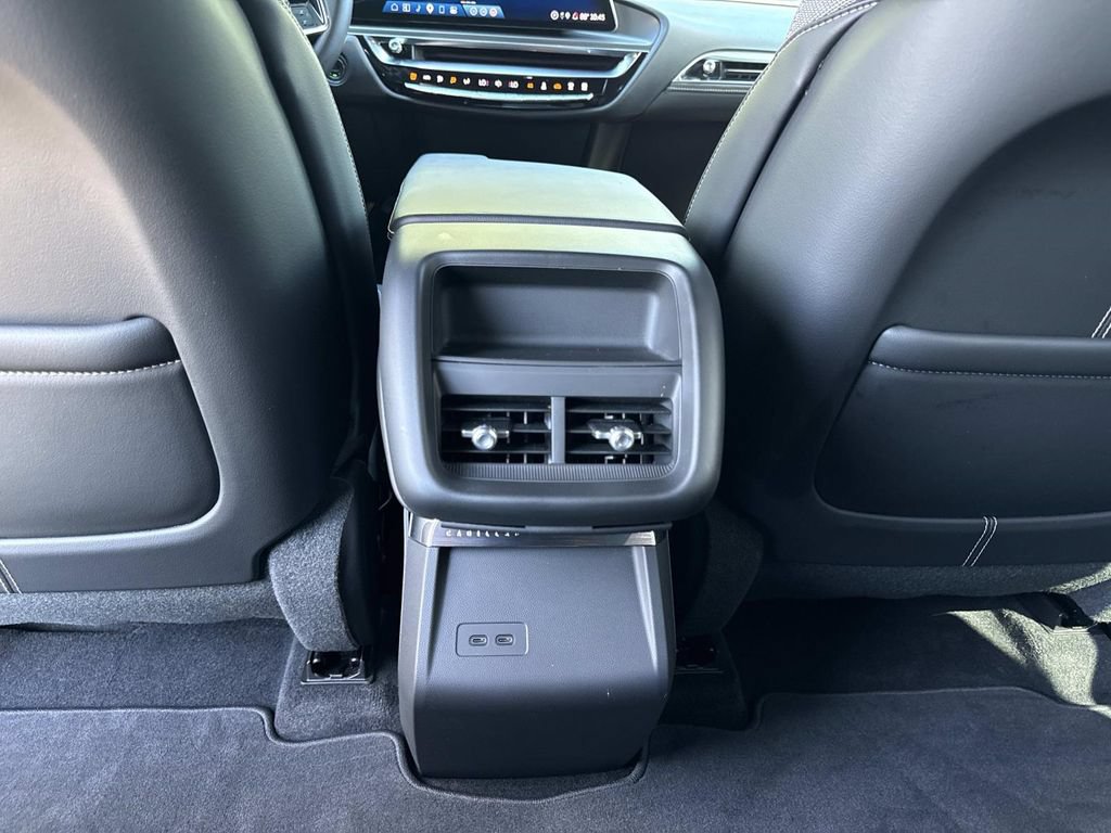 Certified 2024 Cadillac Lyriq Tech AWD/4WD image 15