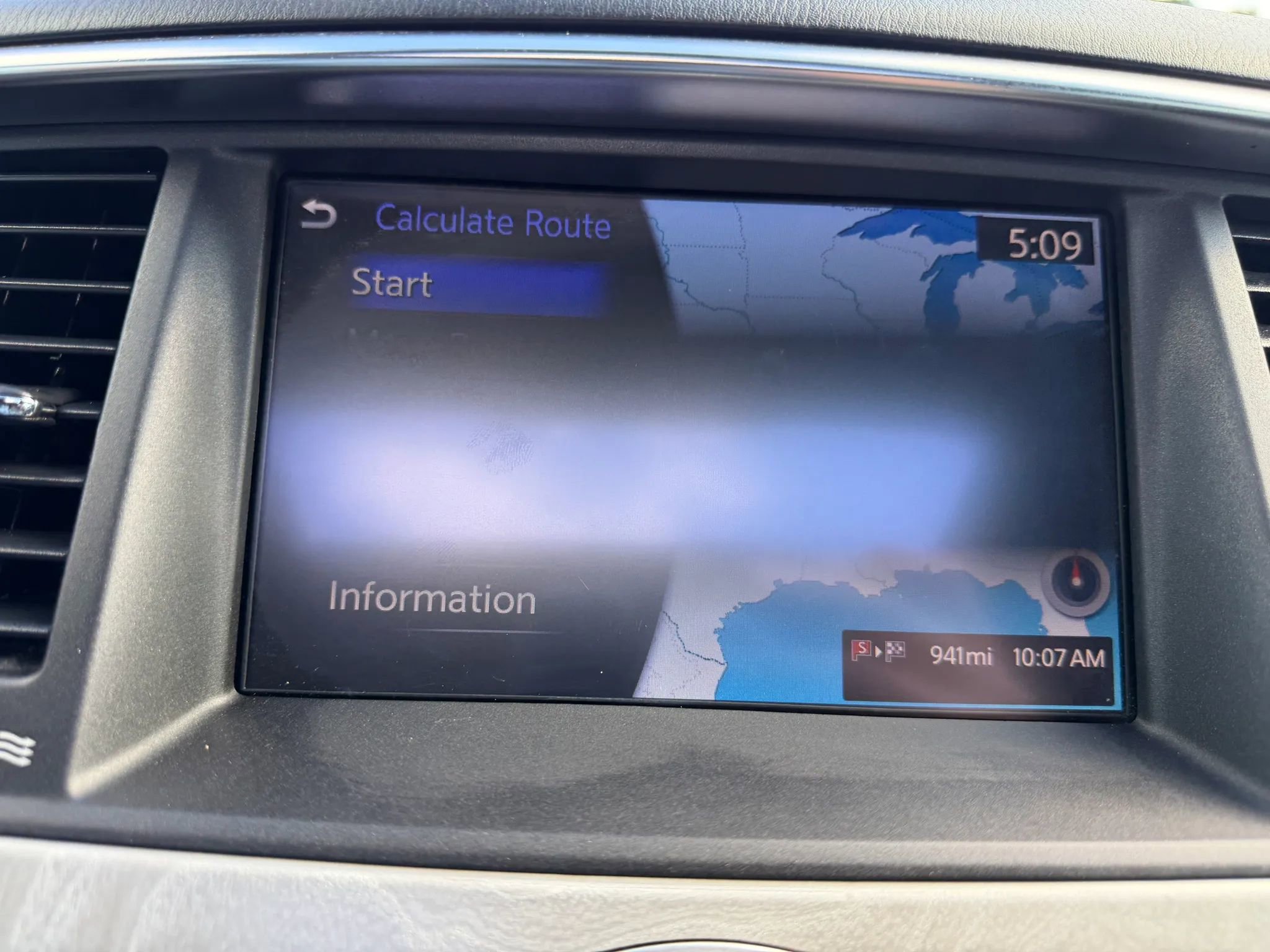 Used 2019 INFINITI QX80 Limited w/ All-Season Package AWD/4WD image 24