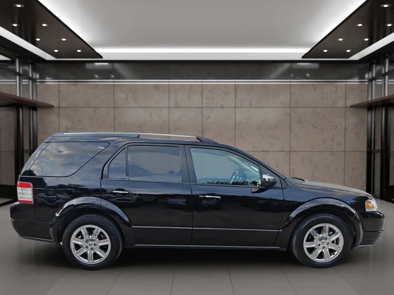 Used 2008 Ford Taurus X Limited FWD image 5