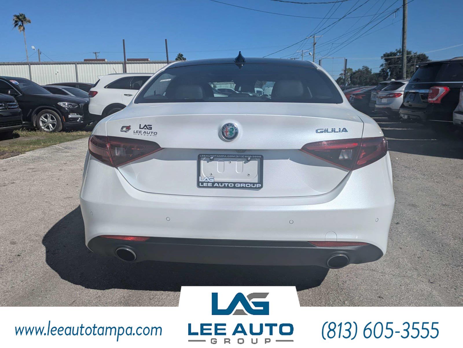Used 2017 Alfa Romeo Giulia Ti w/ TI Lusso Light Wood Package AWD/4WD image 4
