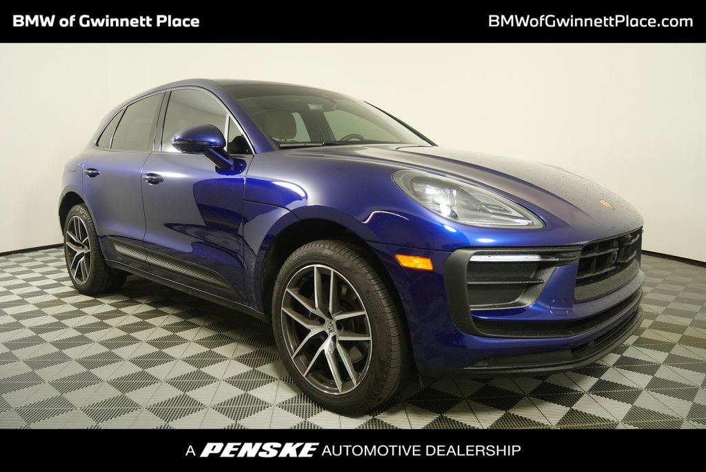 Used 2025 Porsche Macan image 1