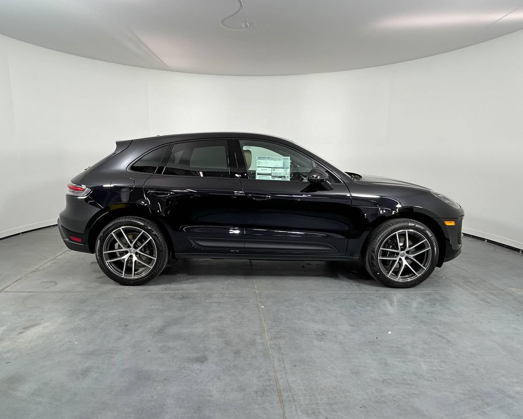 New 2026 Porsche Macan AWD/4WD image 8