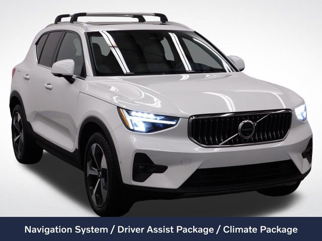 Used 2023 Volvo XC40 B5 Plus w/ Driver Assist Package