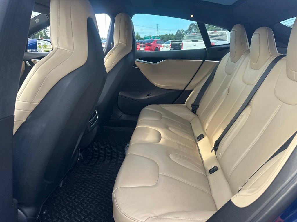 Used 2016 Tesla Model S 70 RWD image 11